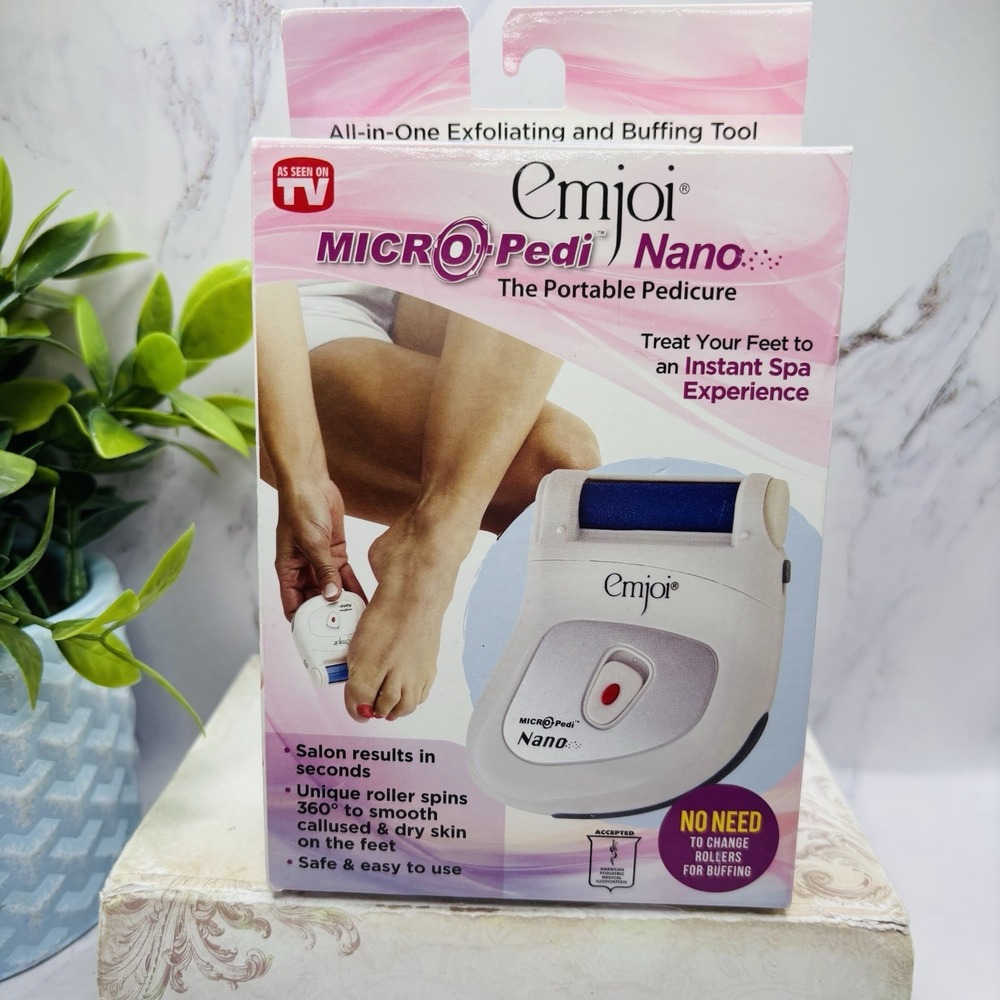 Emjoi Micro-Pedi Nano The Portable Pedicure Battery Operated White Cordless New